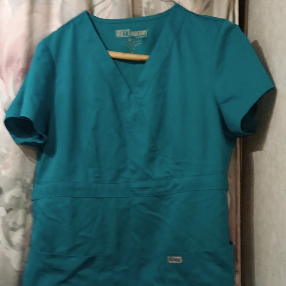 Grey's Anatomy size medium medical scrub top